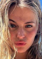 LENI PIECKENHAGEN NUDE