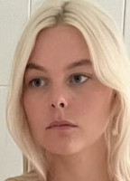 NELL HUDSON NUDE