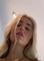 HOLLYROBINSON NUDE