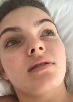 CAMREN BICONDOVA NUDE