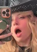 EXTRASADSPICE NUDE