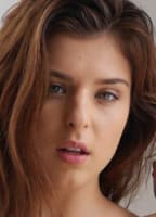 LEAH SHORT NUDE