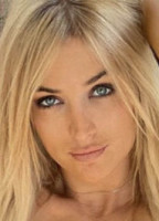 JILL LESLIE VANESSA CAVNOR NUDE