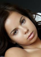 LIVIA GONDIM