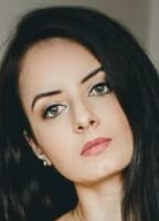 STEPHANIE GOMES