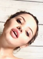 LOLA KNIGHT