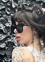 SUCCUMTOSILK NUDE