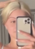 ARIEL WINTER NUDE