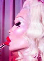 AMANDA LEPORE NUDE