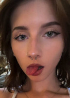 WILLOW.J.C