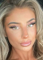 CHLOE STREATFIELD