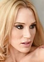 SARAH MOMMY NUDE