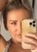 LOUISEROBERTS NUDE