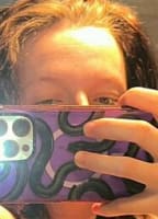 CURVYGLASSESGIRL