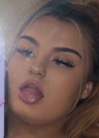 BLONDEBIMBOBADDIEE