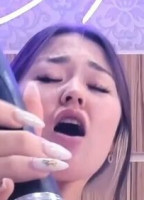 HYUN_CHIA