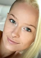 DEFINITELYNOTLURNFREE NUDE