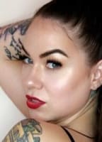 QUEENZOE NUDE
