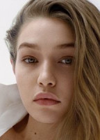 GIGI HADID NUDE