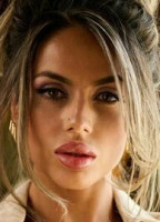 SHARINA VAN DER VLIET