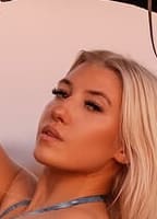 KIINGKENZIIE NUDE
