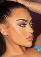 KATE ISOBEL DAISY NUDE