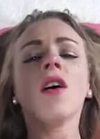 EMILYBARELY NUDE