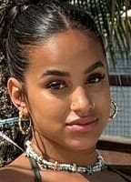 YASMIN SOARES NUDE