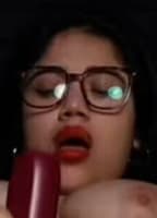 TIERNACHAPIS NUDE
