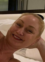 HOTAUSSIEWIFE501