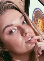 MILLIE AMBER