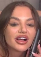 MELIAFOXBABESTATION