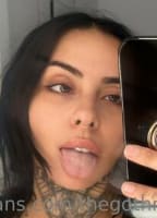 THEGOTHMOMMYNEXTDOOR