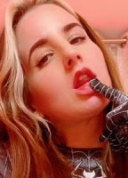 HOLLYBENOIR