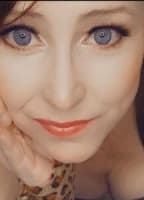 ELIZABETH PINEAPPLES