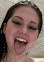 LAUREN LOVI