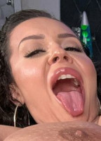 GIABLAZE NUDE