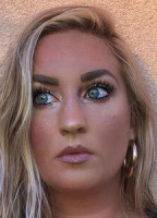 RAQUELXO/SKYHIGHSUGAR