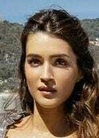 KRITI SANON NUDE