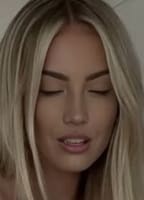 SUCHE MEHR VON CLARA LSSRR