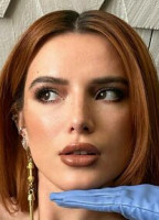 BELLA THORNE NUDE