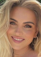 MIA-SOPHIE NEULAND
