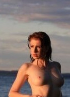 ABIGAIL MANDLER NUDE