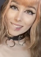 MADAMELUCY NUDE