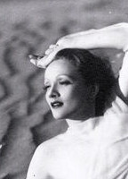 MARLENE DIETRICH NUDE