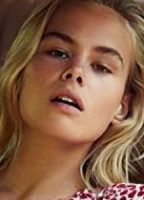ANNEKEE MOLENAAR NUDE