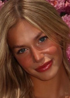 ELLEJOWETT