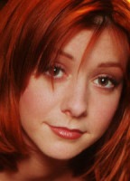 ALYSON HANNIGAN NUDE