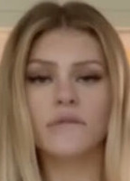 BLONDE UNBEKANNTE
