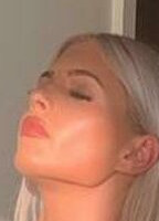 CAITRHX NUDE